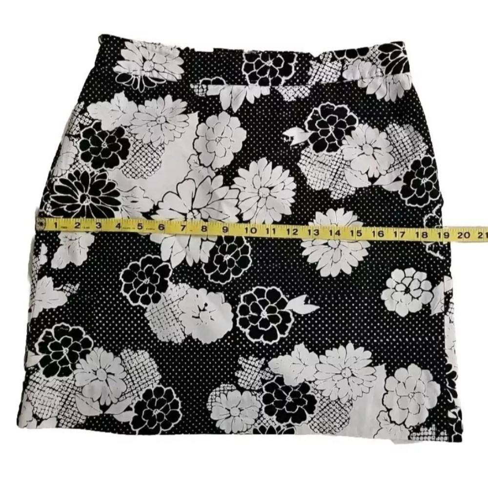 Van Heusen Floral Dot Black and White Cotton Pencil Skirt - Picture 3 of 5